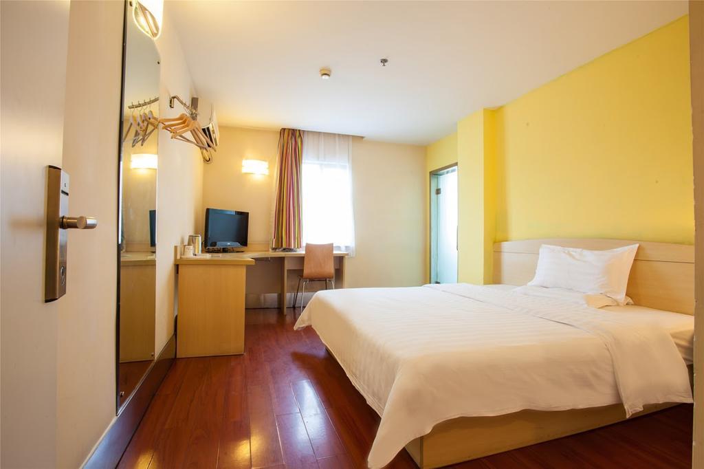 7Days Inn Guangzhou Tianhe Tangxia Junjing Huayuan Bagian luar foto